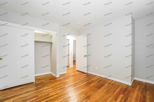 Building Photo - 3701 Christie Rd W