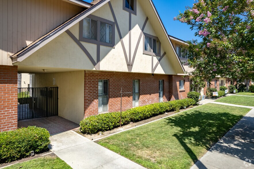 Building Photo - 6319 Milton Ave