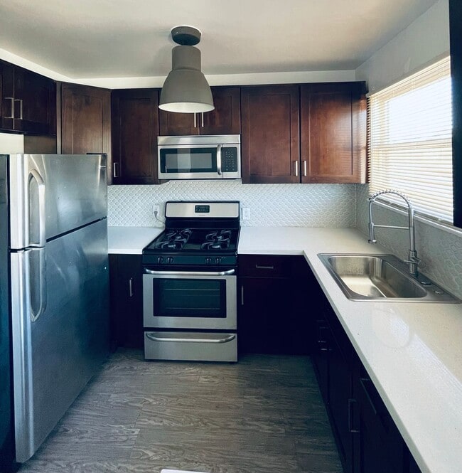 Interior Photo - Glendale Terrace Apartments - AC Townhomes...