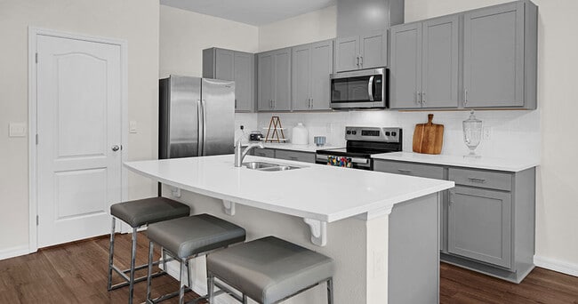 Building Photo - Reunion Crossing Townhomes