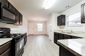 Building Photo - 3211 Atascocita Elm Dr