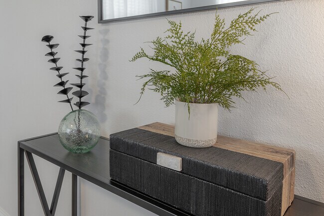 Building Photo - 2400 34th Ave N