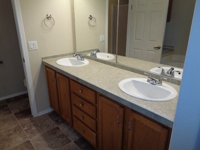 Building Photo - 21414 Cherry Canyon Ln