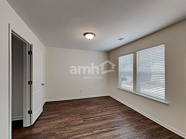 Building Photo - 29 Shelby Ct