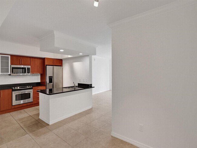 Building Photo - 600 S Dixie Hwy