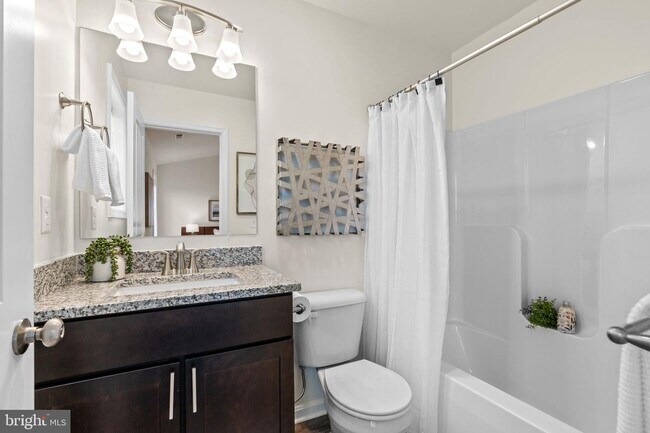 Building Photo - 2030 Ter Vw Ln