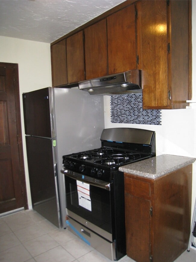 Building Photo - 4337 Effie St