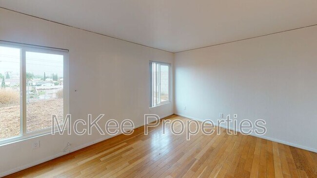 Building Photo - 5895 Alta Vista Ave