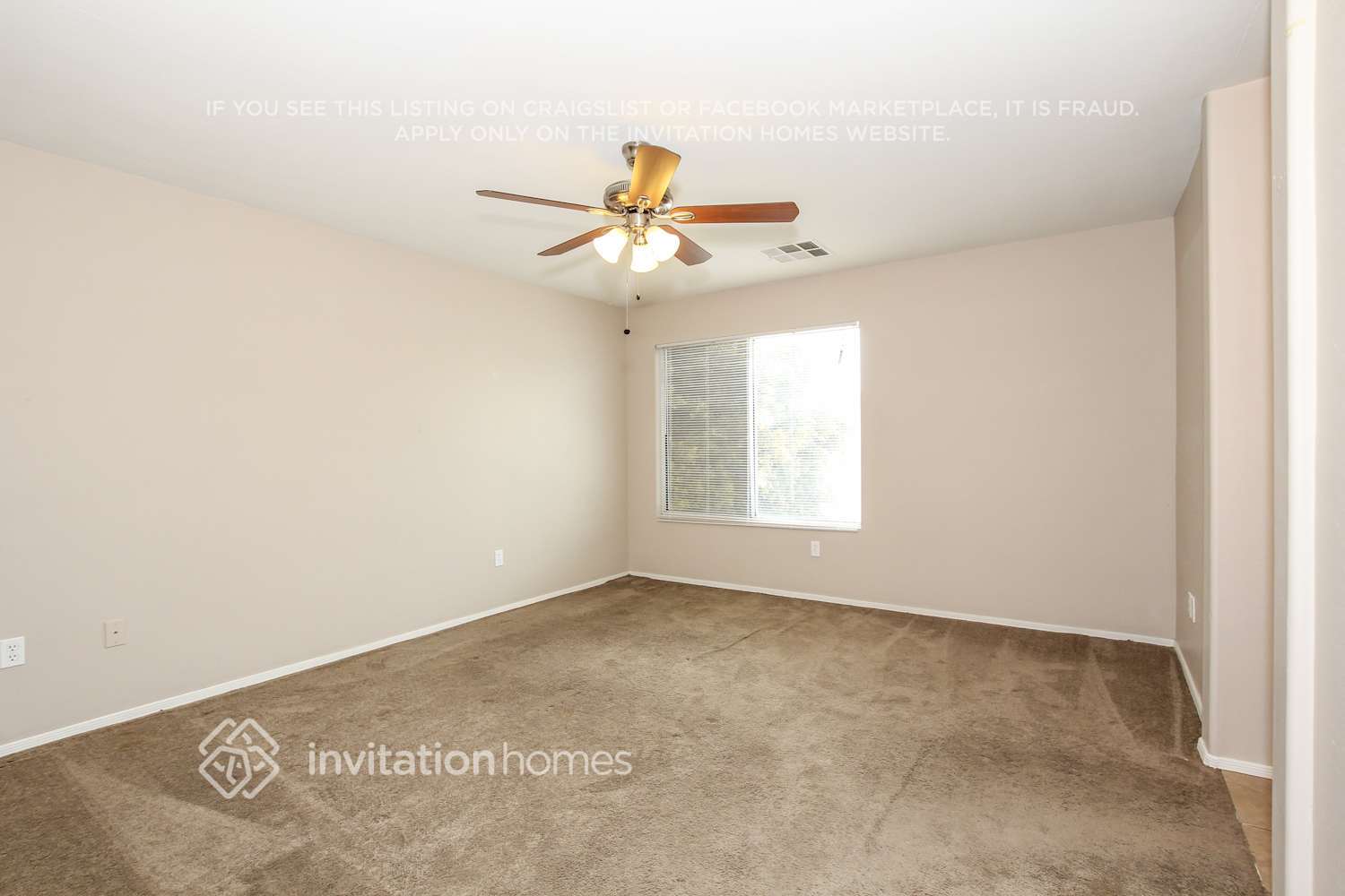 Building Photo - 12170 W Yavapai Ln