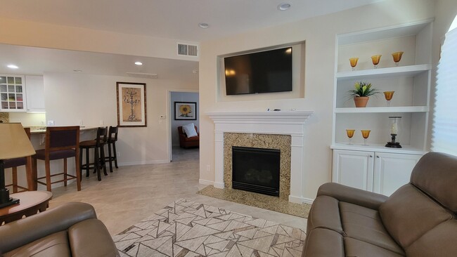 Building Photo - 45245 Seeley Dr