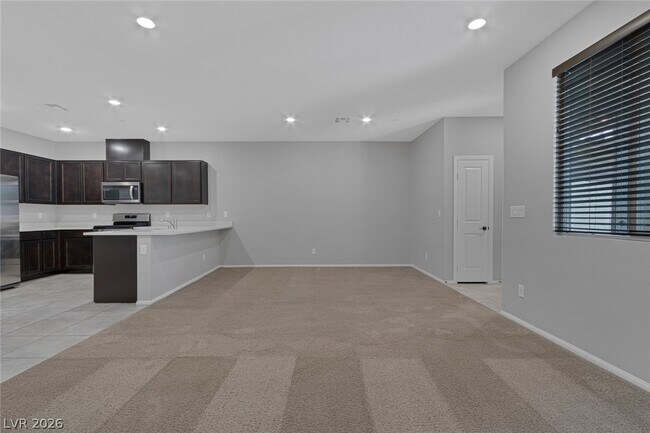 Building Photo - 2854 Starling Summit St