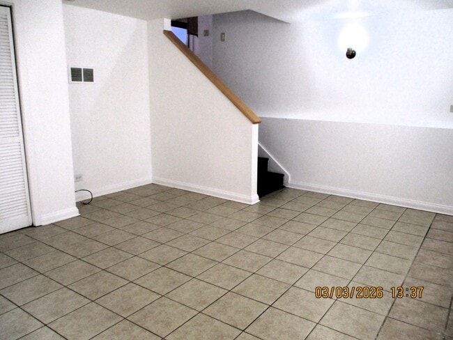 Building Photo - 4128 W 90th St