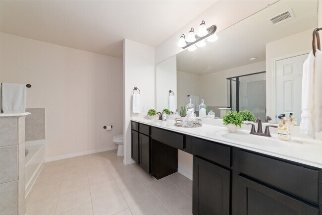 Building Photo - 6702 Honey Harvest Ln