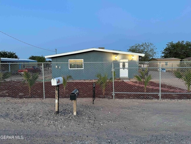 Primary Photo - 712 Ascencion St