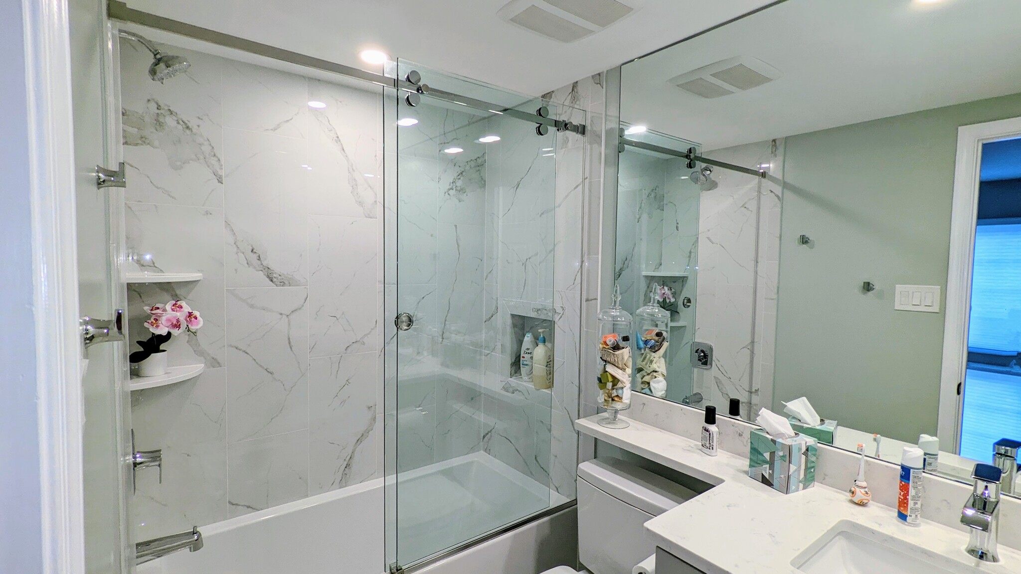 Guest Bath - 501 Shorter Ln
