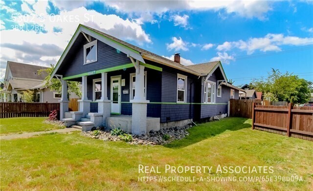 Primary Photo - Spacious Tacoma home, moments from Joint B...