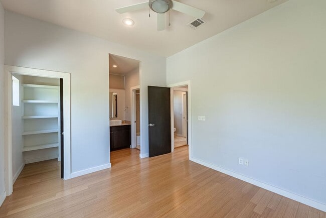 Building Photo - 308 Terrace Dr
