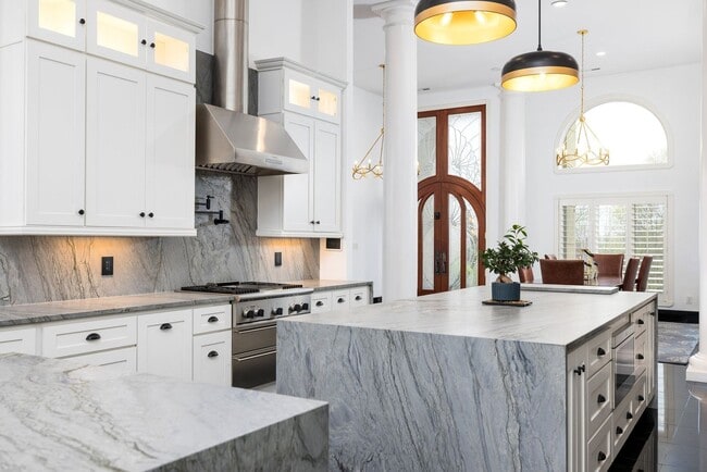 Building Photo - Located in the gated Valhalla community in Brentwood