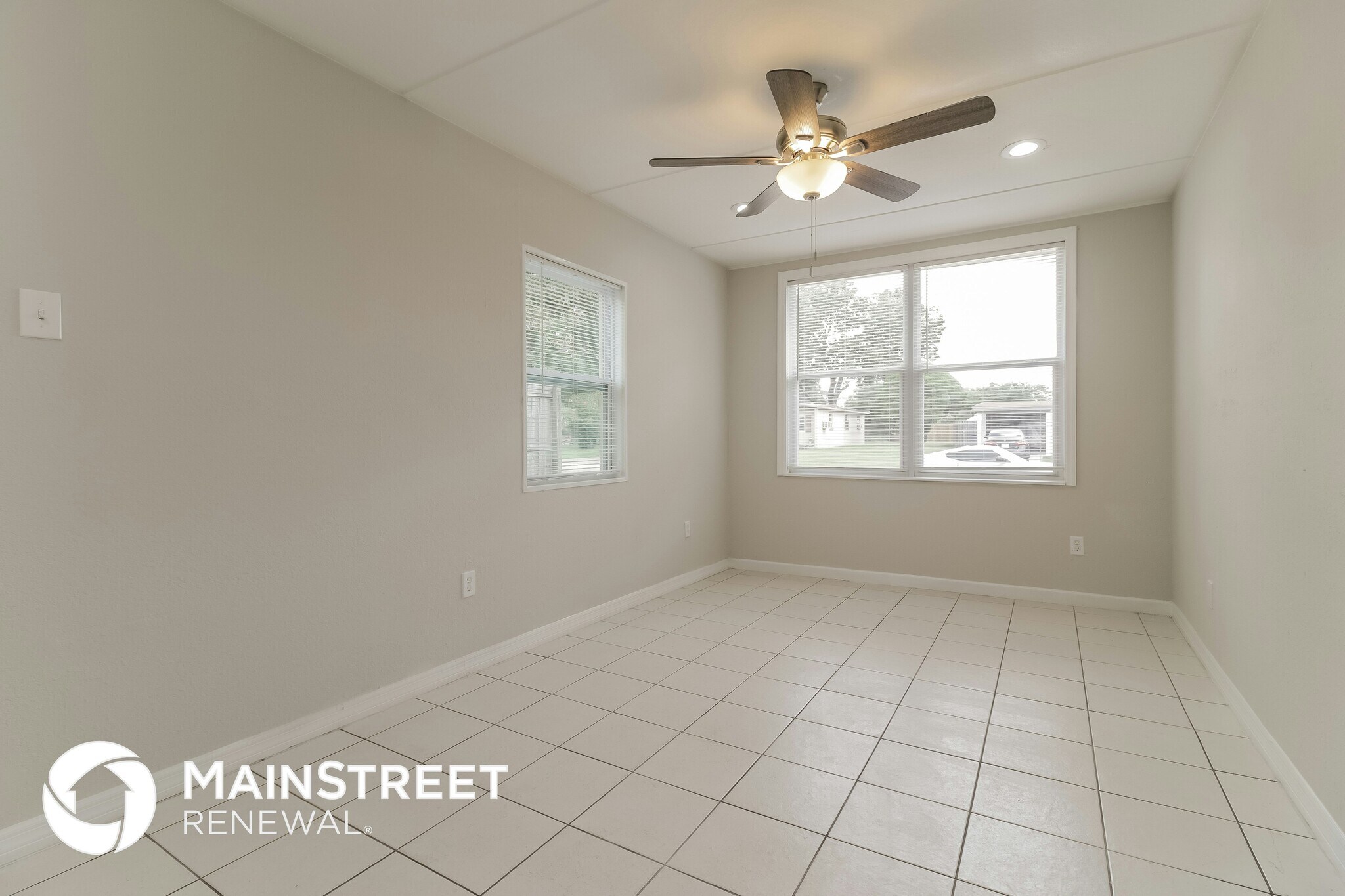 Building Photo - 560 Georgia Ave