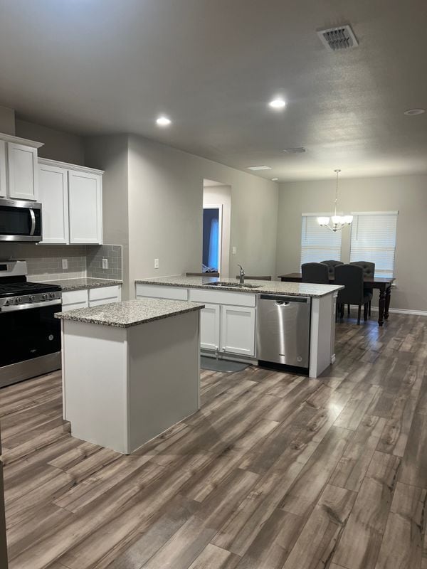 Building Photo - 7326 Star Gazer Dr