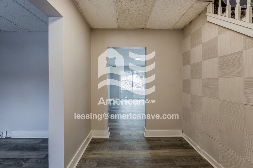 Building Photo - 835 Steuben St