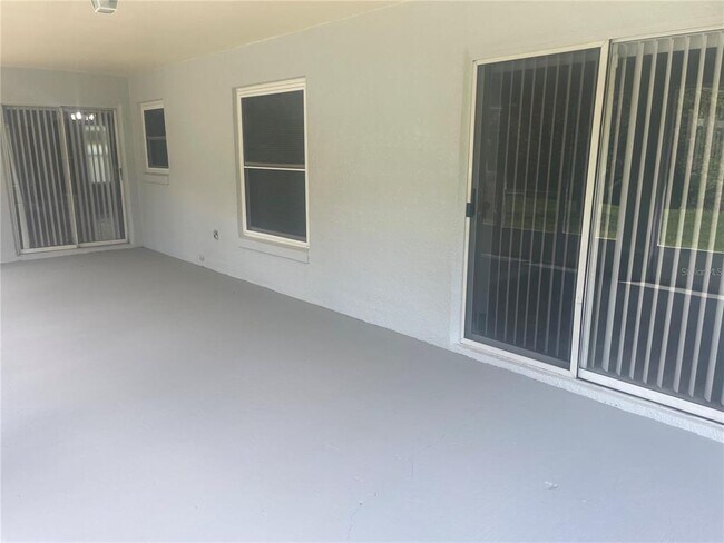 Building Photo - 116 Crescent Ct