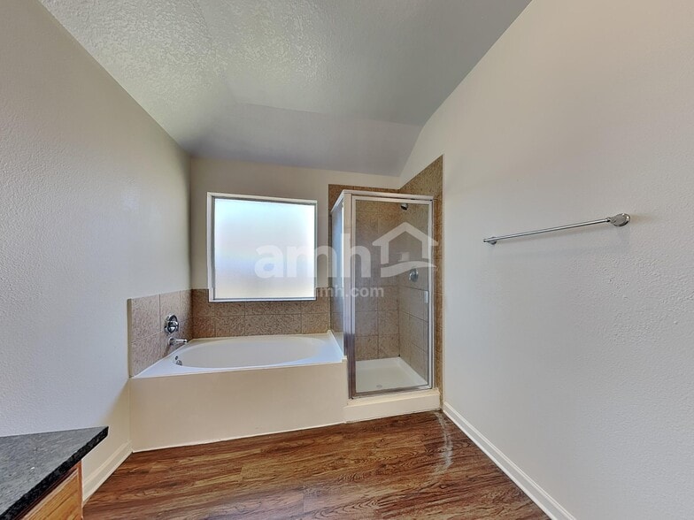 Building Photo - 4910 Monarch Meadow Ln