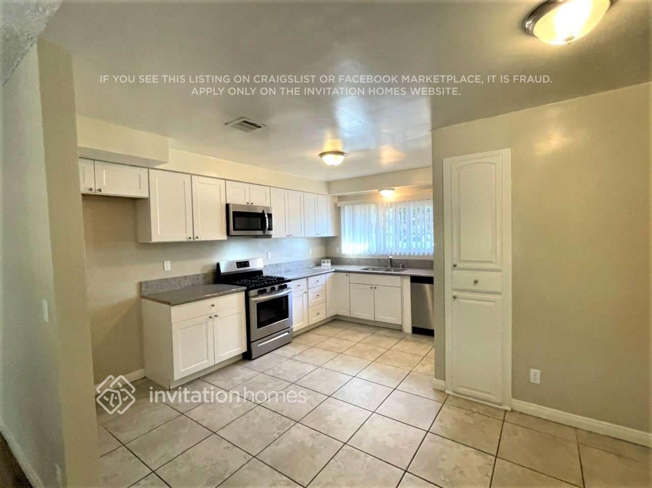 Building Photo - 20647 Hatton St