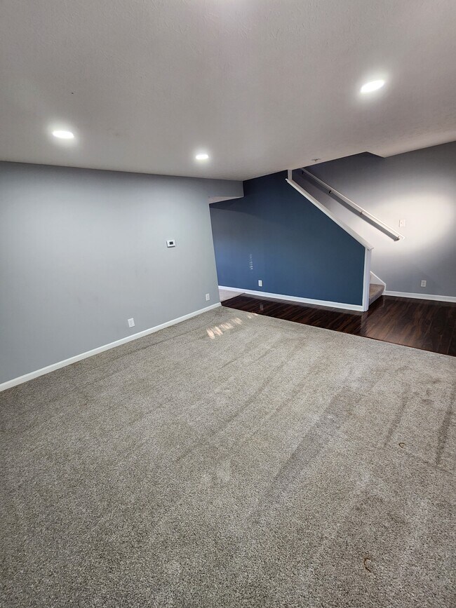 Building Photo - 8213 Briarhill Lane