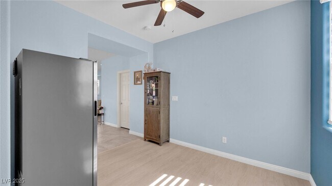 Building Photo - 5827 Casa Branca St