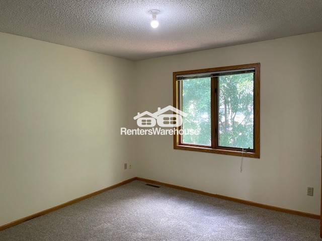 Building Photo - 9142 Cambridge Alcove