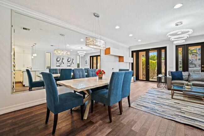 Building Photo - 95 Isle of Venice Dr