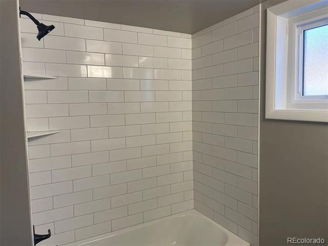 Building Photo - 1171 S University Blvd