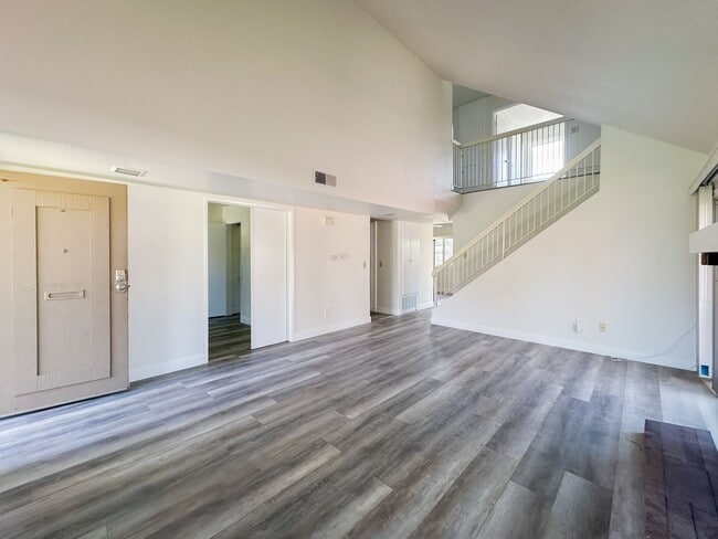 Building Photo - Updated 4 Bedroom, 2 Bath Villa Portofino ...