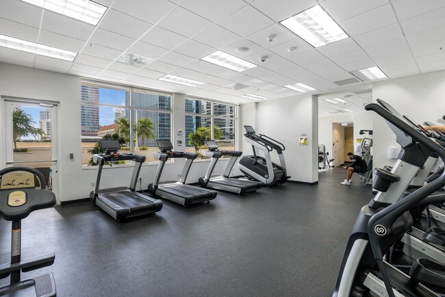 Gym - 1200 Brickell Bay Dr