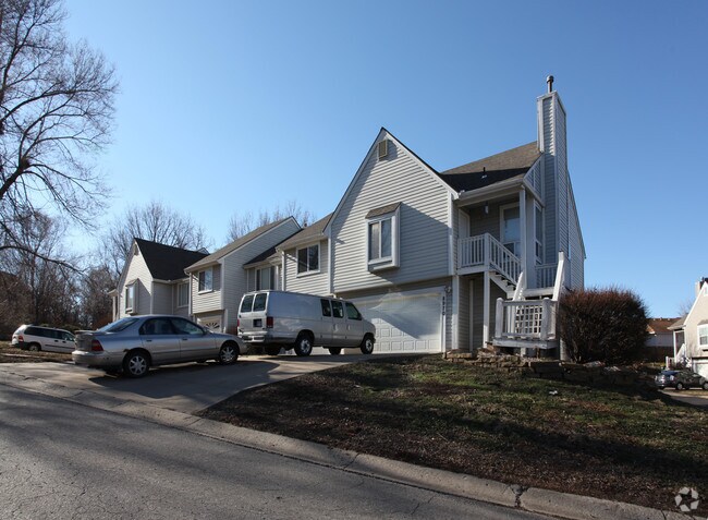 Building Photo - 8927-8933 Hauser St