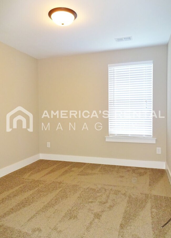 Building Photo - 4379 Shivas Way