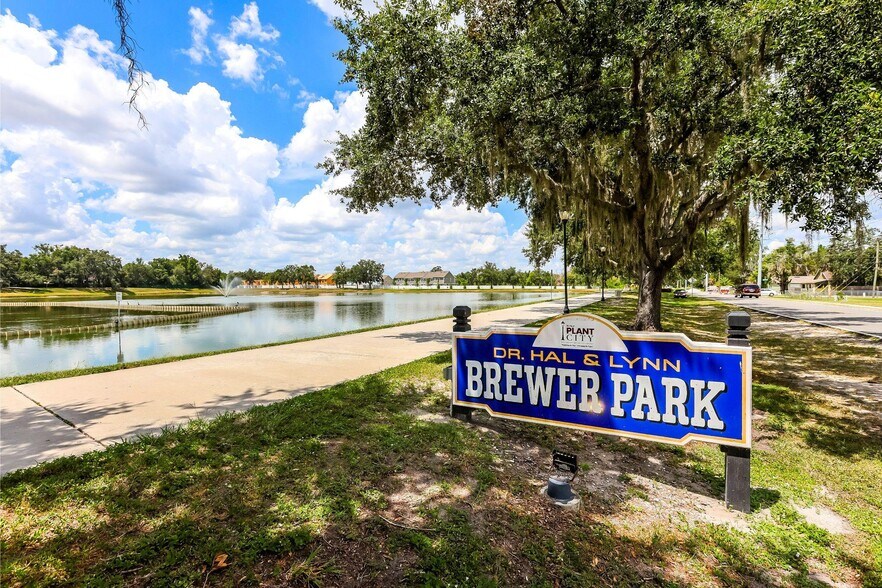 Building Photo - 1528 Tristar Dr