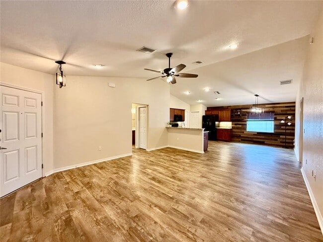 Building Photo - 6054 Merrifield Dr