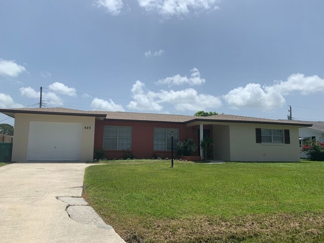 Building Photo - 3/2/1 RENTAL HOUSE IN THE RIVER PARK AREA.