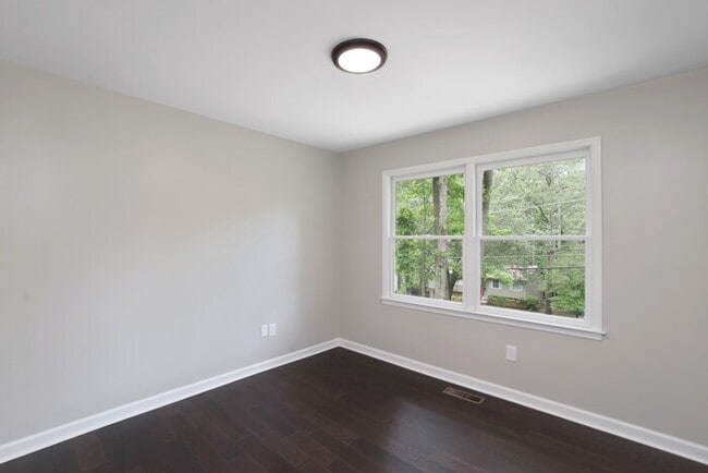 Building Photo - 5113 Crowley Dr