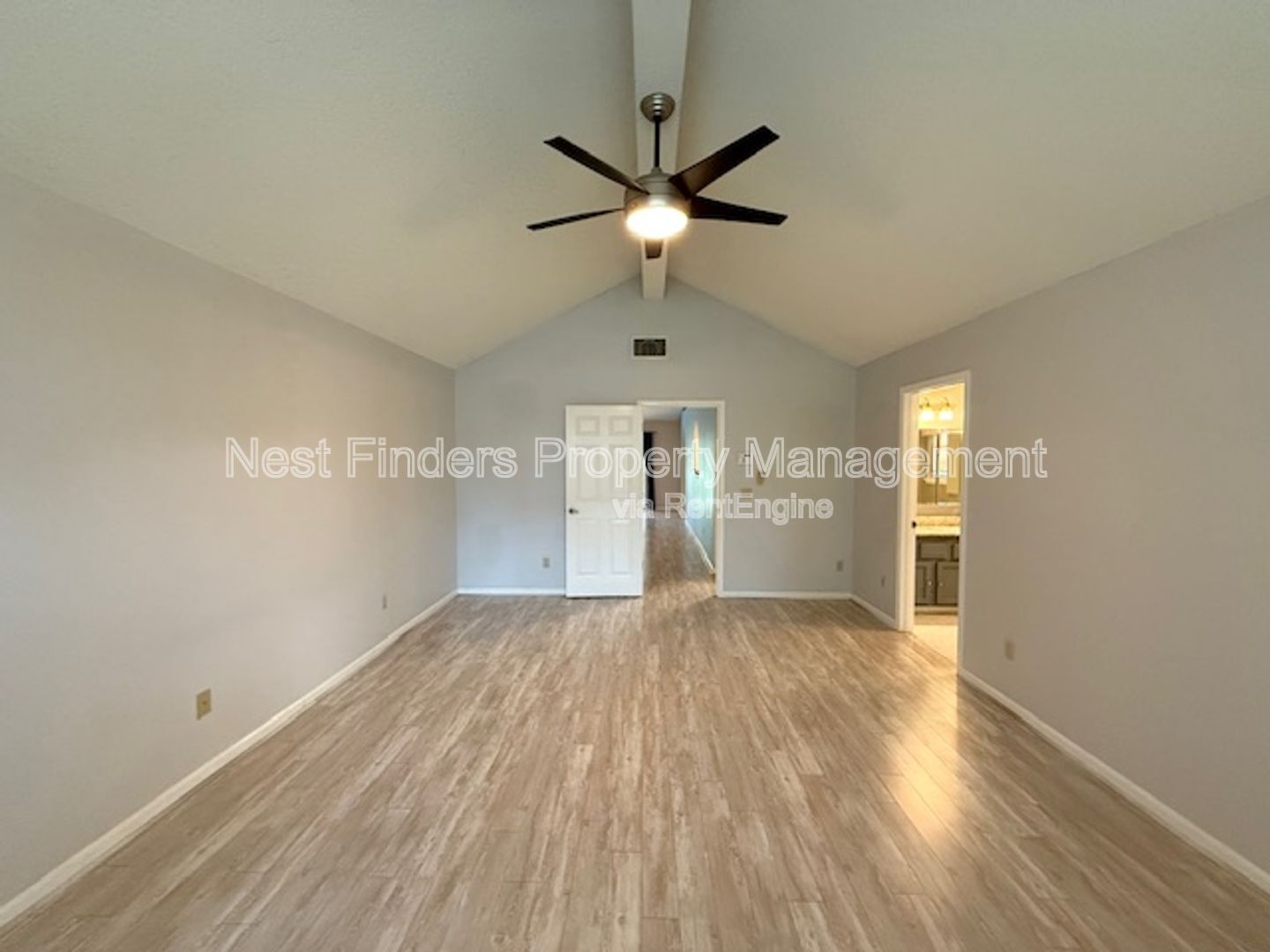 Building Photo - 11644 Lazy Willow Ln