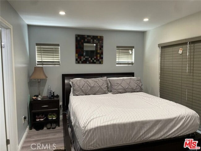 Building Photo - 9559 Firestone Blvd