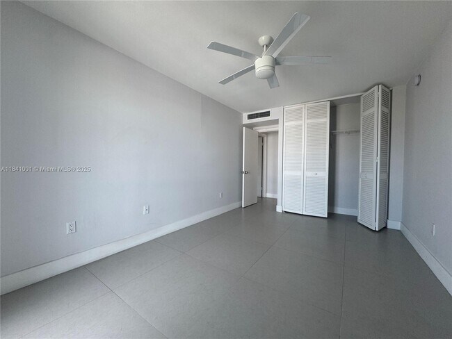 Building Photo - 8233 Harding Ave