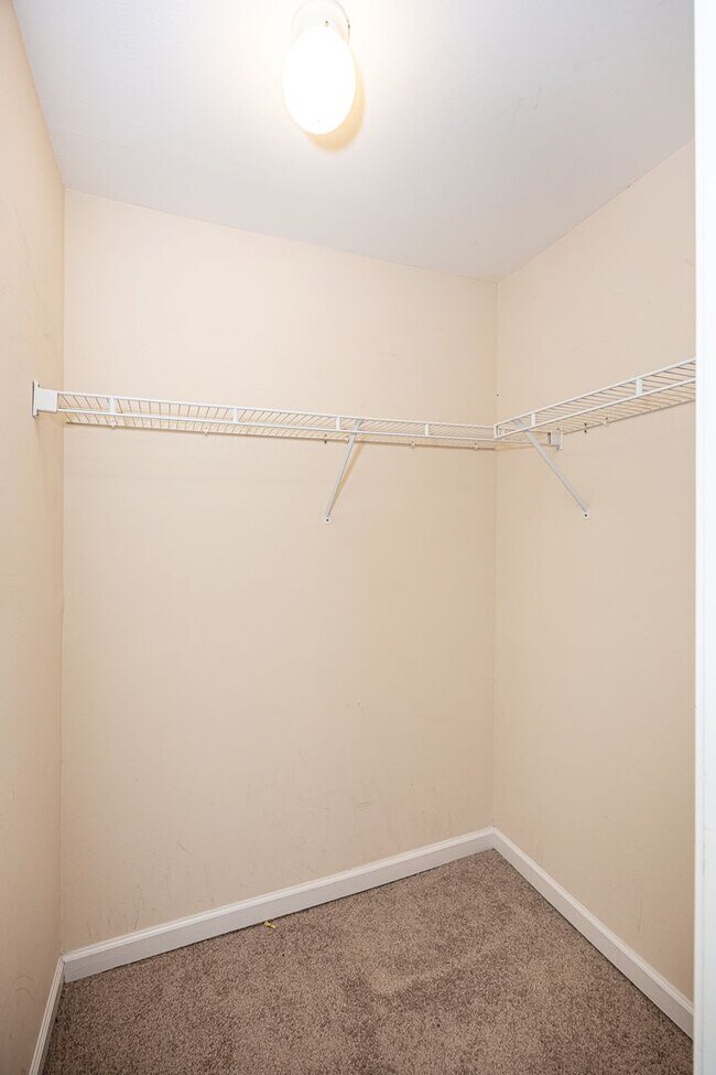 Building Photo - Harbor Landing rental with boat slip, great amenities, and a gated waterfront community lifestyle.