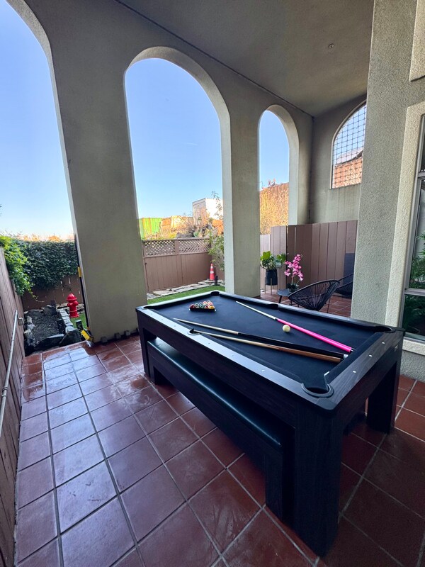 Building Photo - 828 Innes Ave