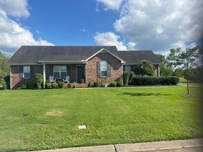 Building Photo - House in Christiana, TN