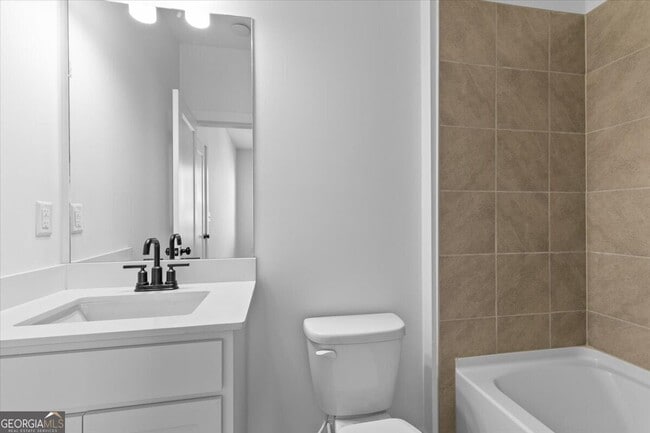 Building Photo - 3376 Macaiva Aly