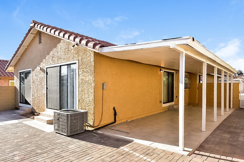 Building Photo - 8424 Lomack Ct