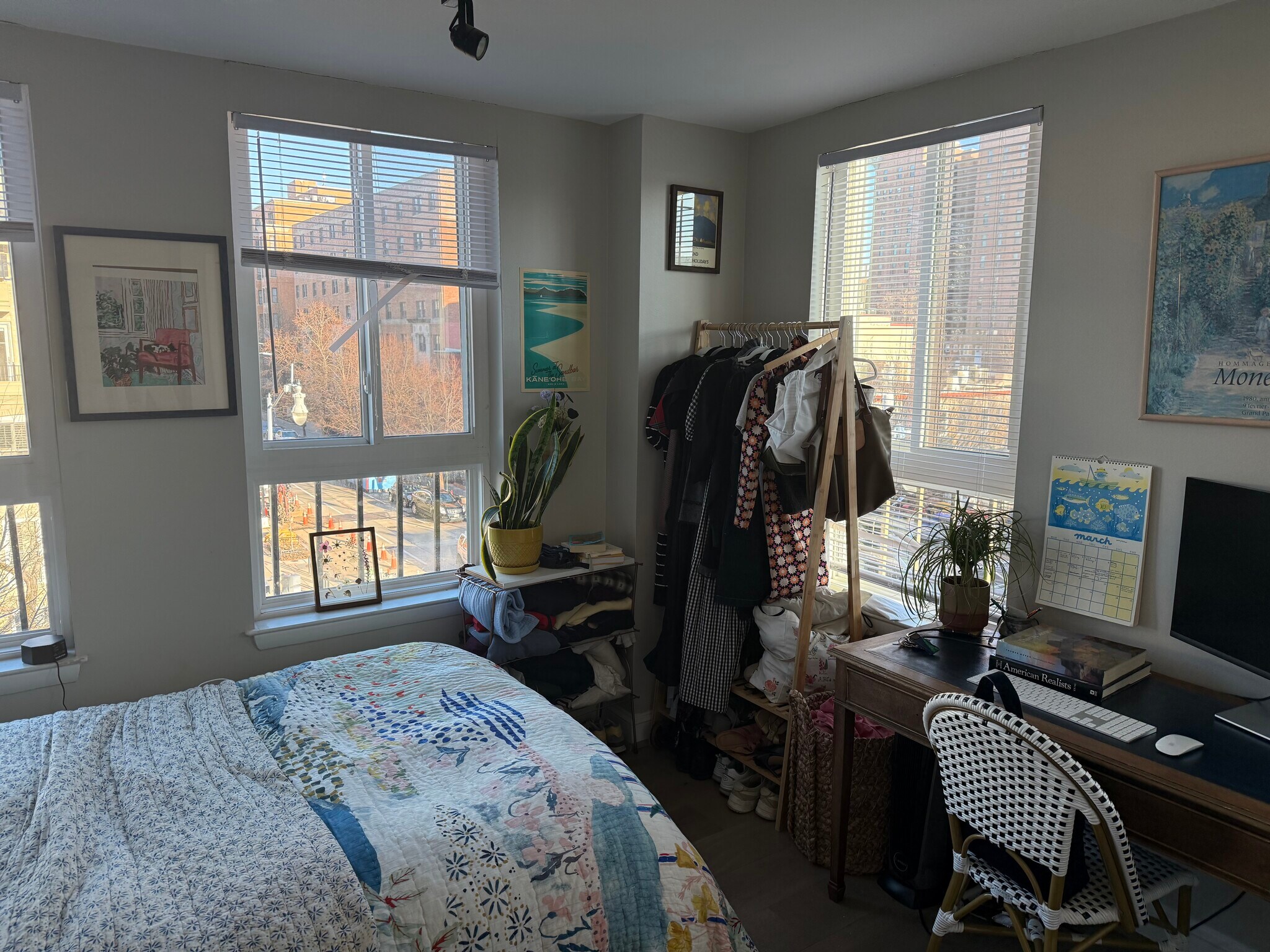 Building Photo - 1700 17th St NW